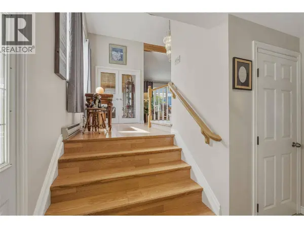 125 Corry Place, Penticton, BC V2A3S2