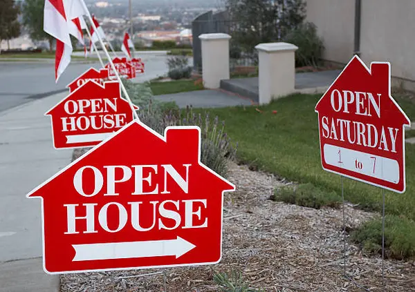 5 Things to Do Before Listing Your New Bedford Home This Fall,Donald Wagnon