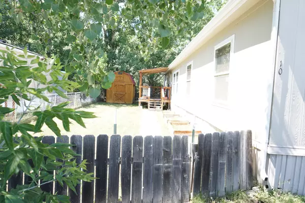 10 Attika St N, Billings, MT 59105-1822