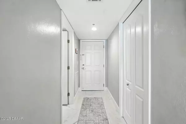 2937 Atlantic AVE, Daytona Beach, FL 32118