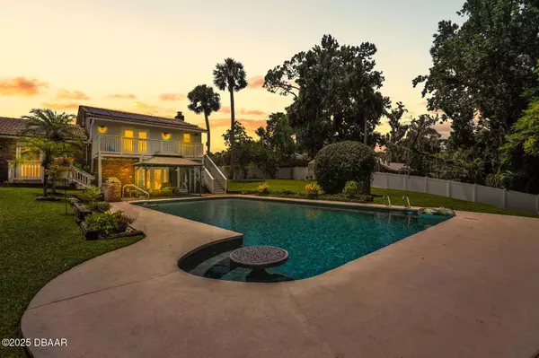 29 Twin River DR, Ormond Beach, FL 32174