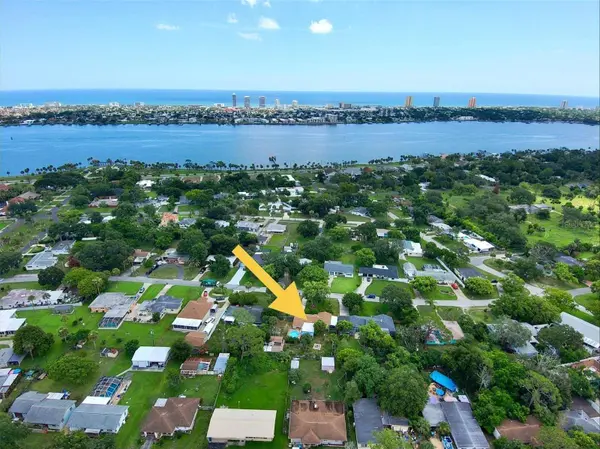 1732 CORDOVA AVE, Daytona Beach, FL 32117