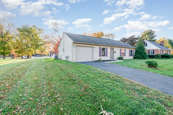 738 Adelia St, Middletown, PA 17057-2803