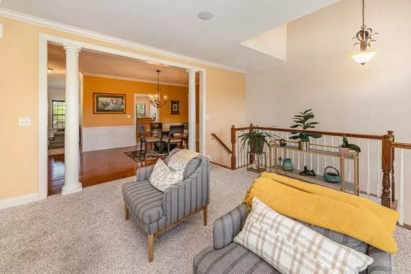 1901 Roxbury Ct, Mechanicsburg, PA 17055-7023