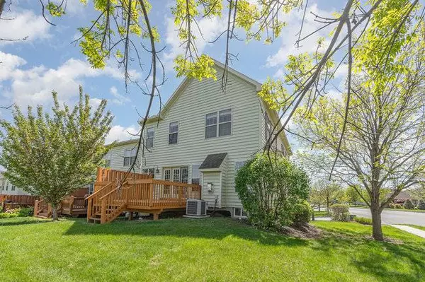 1901 Roxbury Ct, Mechanicsburg, PA 17055-7023