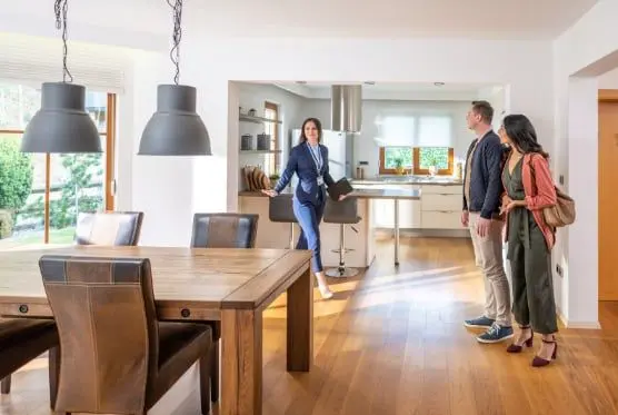 Relationship-Based Real Estate Service vs. Transaction-Focused Agents,Yitzchak Pierson