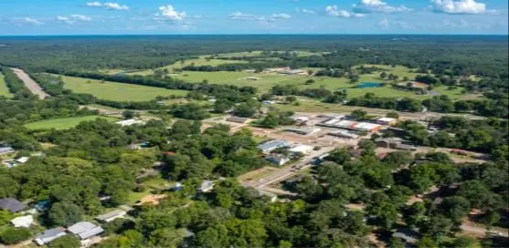 Living in Elmendorf, Texas: Home Prices, Lifestyle, Pros & Cons, and Neighborhoods,Yitzchak Pierson
