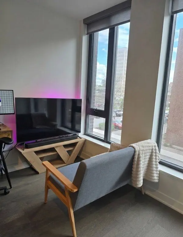 203 Catherine ST #204, Ottawa Centre, ON K2P 1J5