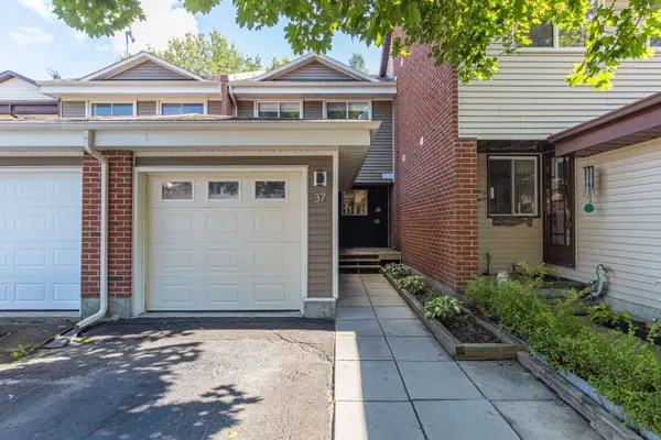 37 Dignard ST
