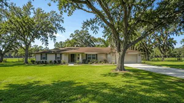Spacious East Pasco Charm - Jose Lopez Realty