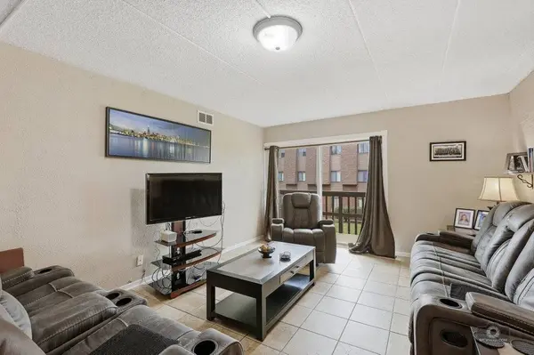 1619 Richmond AVE #206, Joliet, IL 60435