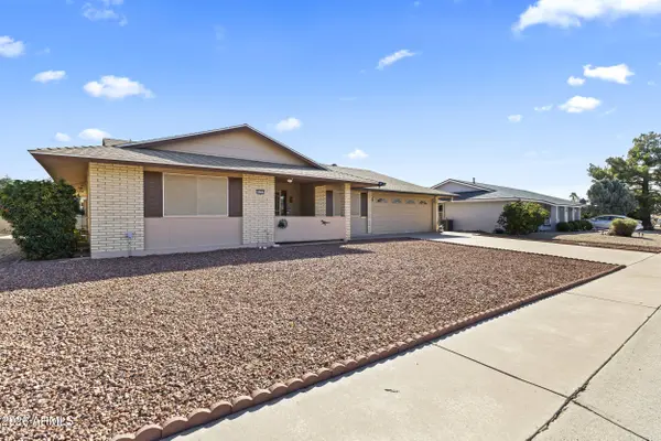 10733 W Saratoga Circle, Sun City, AZ 85351