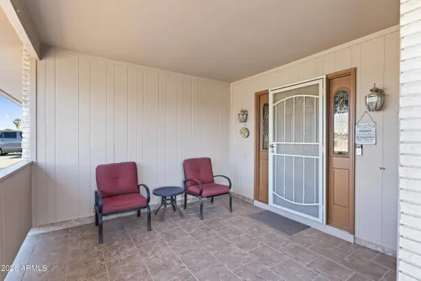 10733 W Saratoga Circle, Sun City, AZ 85351