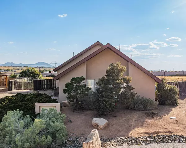 96A Metro BLVD, Santa Fe, NM 87508