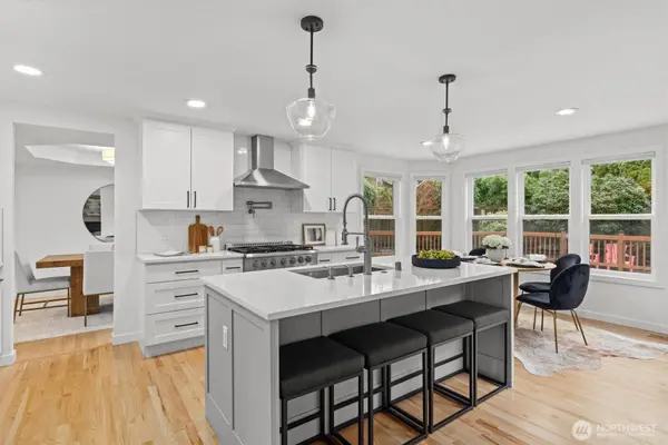 16302 123rd PL NE, Bothell, WA 98011