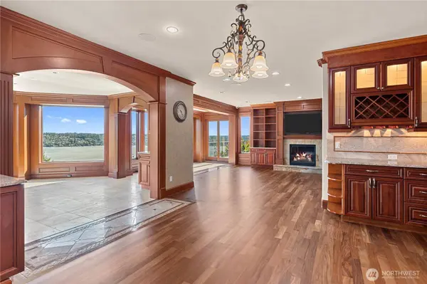 7909 78th AVE SE, Mercer Island, WA 98040