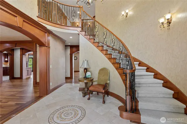 7909 78th AVE SE, Mercer Island, WA 98040