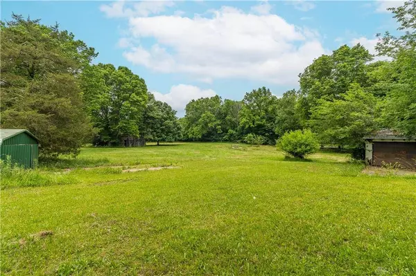 6124 E State Route 40, Lewisburg, OH 45338