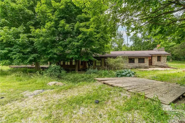 6124 E State Route 40, Lewisburg, OH 45338