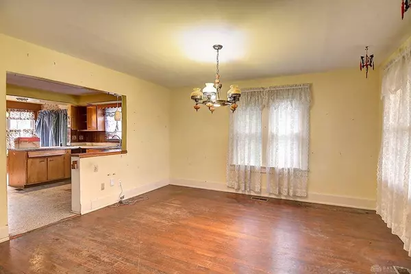 3208 Zephyr Drive, Dayton, OH 45414