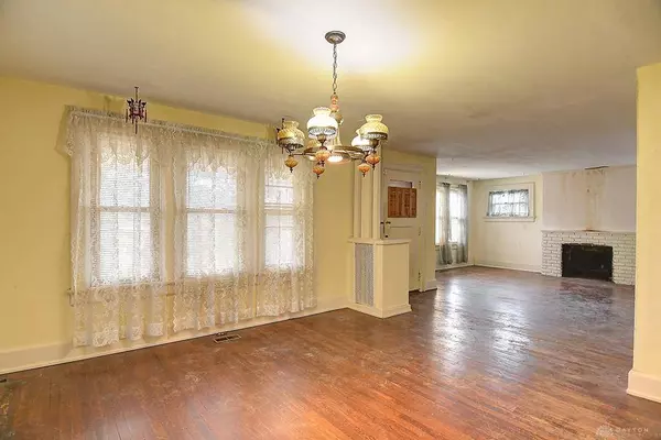 3208 Zephyr Drive, Dayton, OH 45414