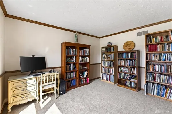 108 Mendy Court, Englewood, OH 45322