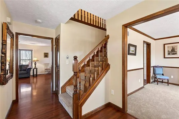 108 Mendy Court, Englewood, OH 45322