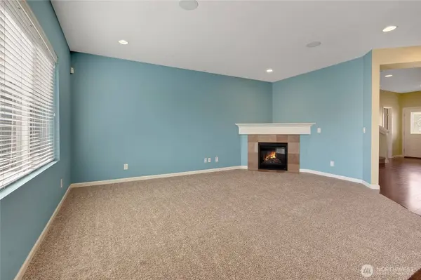 6702 Udall PL SE, Auburn, WA 98092