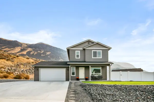 103 George Loop, Rock Island, WA 98850-4503