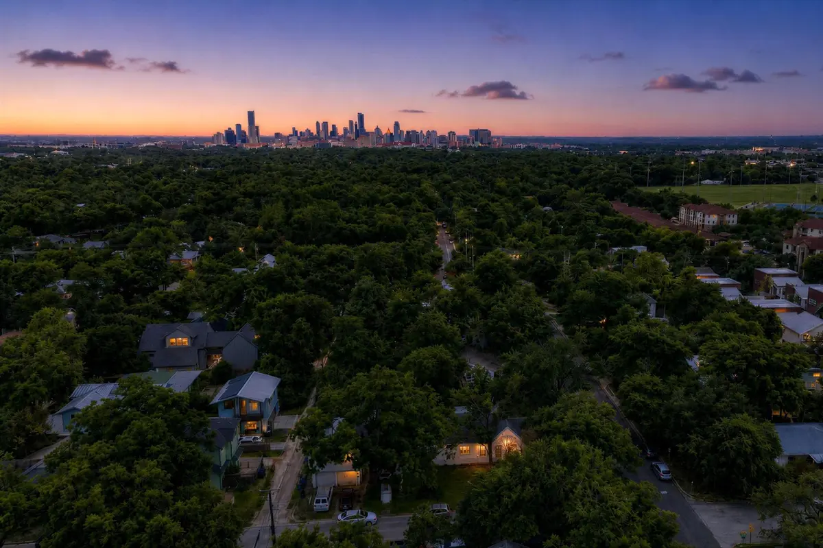 Avenue F, Austin, TX 78752