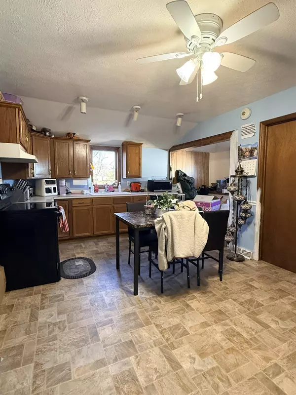 1008 18th Avenue, Franklin, NE 68939