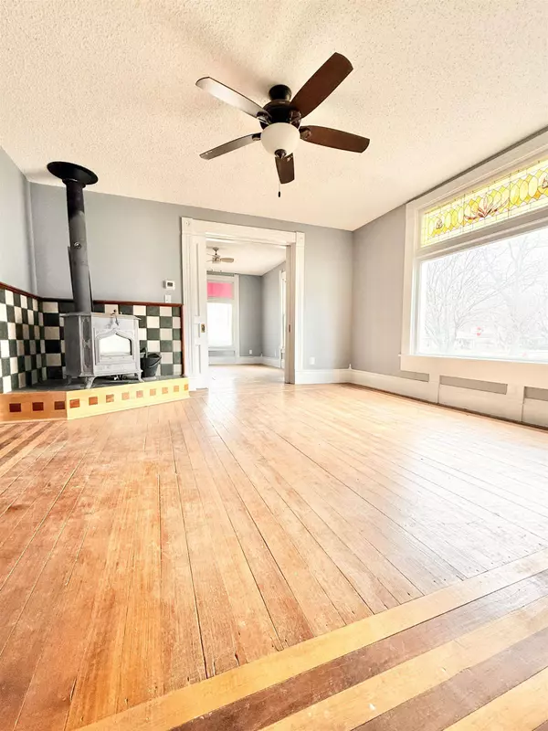 245 S Brown Avenue, Minden, NE 68959