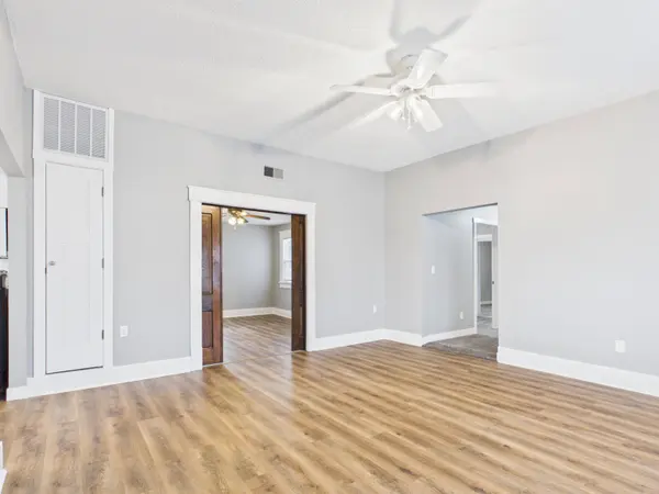 401 Hubbard Street, Hildreth, NE 68947