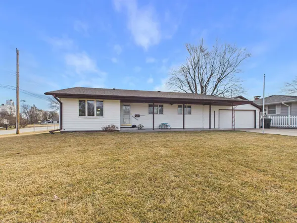 540 West Avenue, Minden, NE 68959