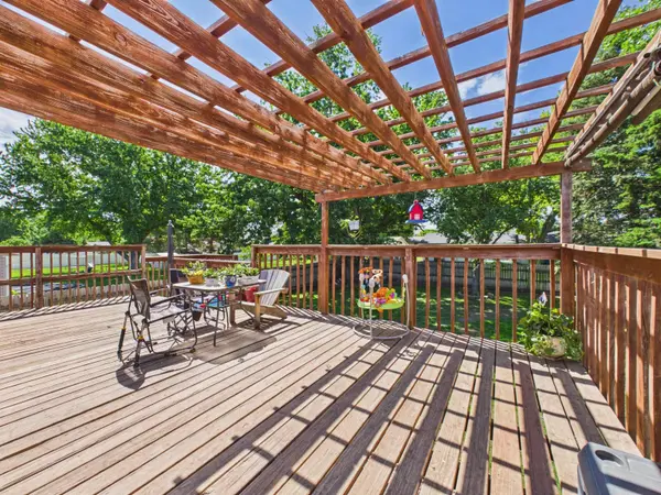 1922 W 41st Street, Kearney, NE 68845