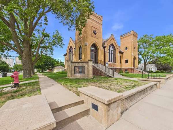 220 E 6th Street, Minden, NE 68959