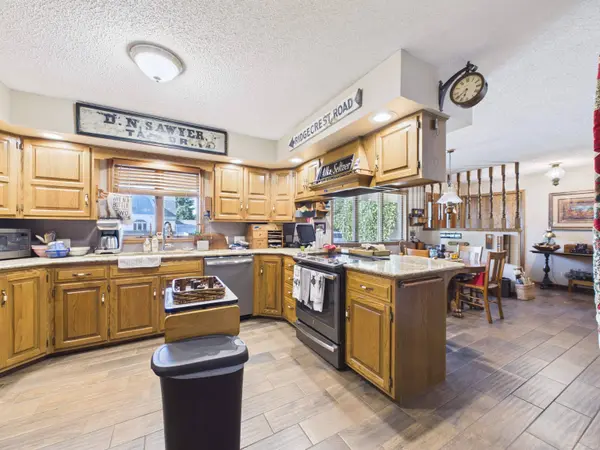 716 E 5th Street, Minden, NE 68959