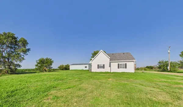 429 39 Road, Minden, NE 68959