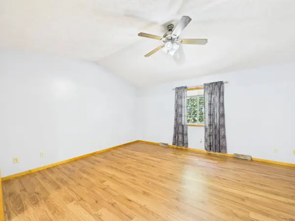 2130 K Road, Minden, NE 68959