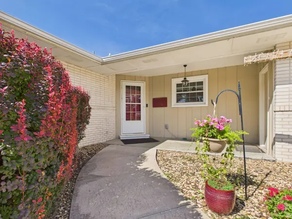 165 N Hillcrest, Minden, NE 68959