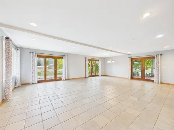 6 El Charman, Gibbon, NE 68840