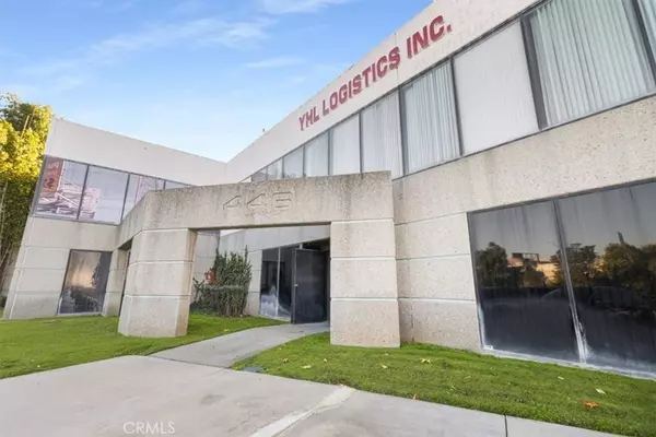 446 Cloverleaf Dr, Baldwin Park, CA 91706