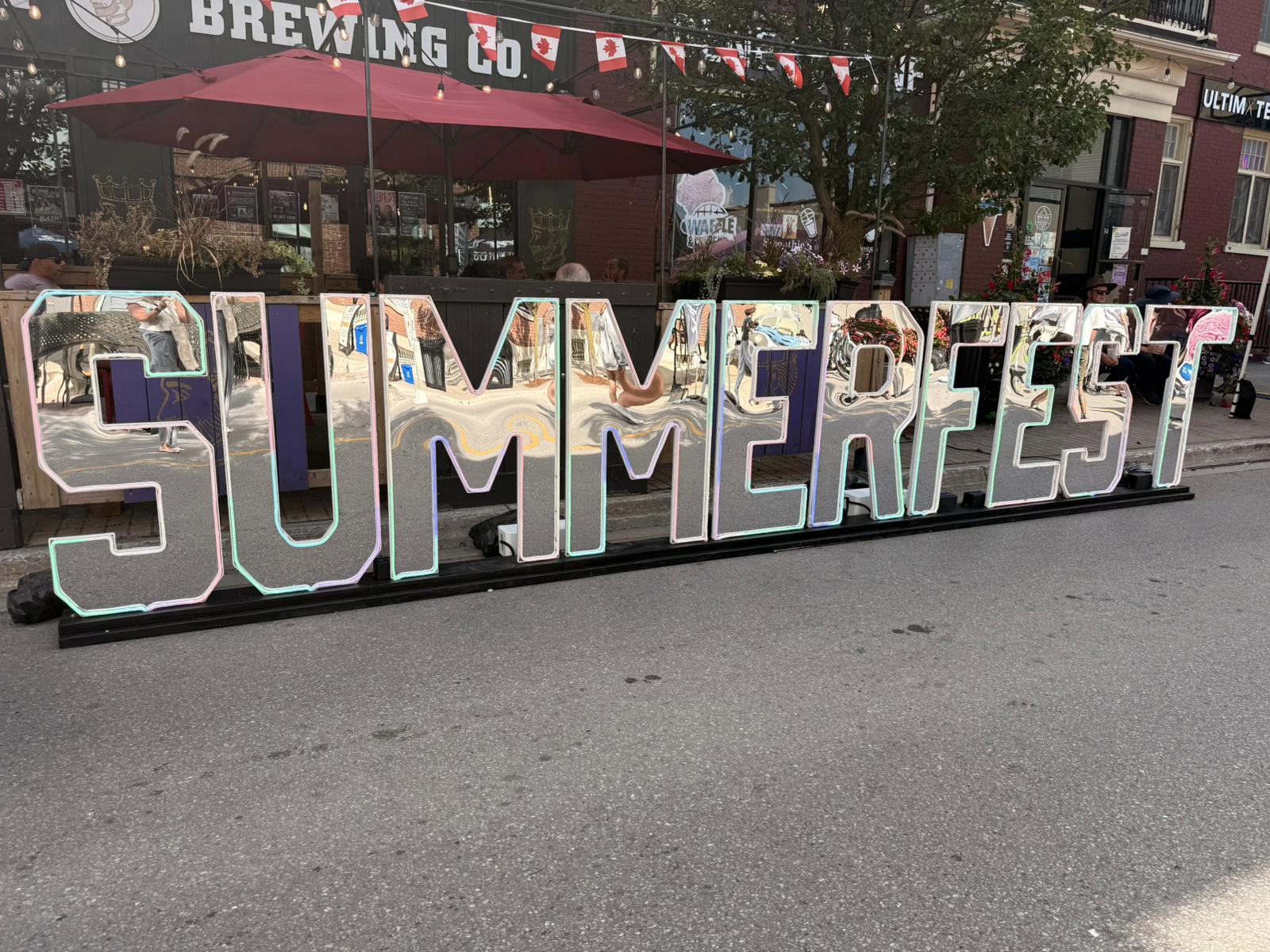 Summerfest sign on Historic Main Street in Newmarket Ontario