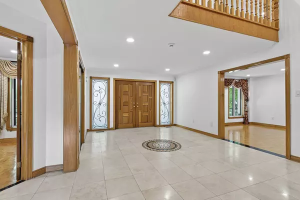 315 Stephanie BLVD, Vaughan, ON L4L 1A6