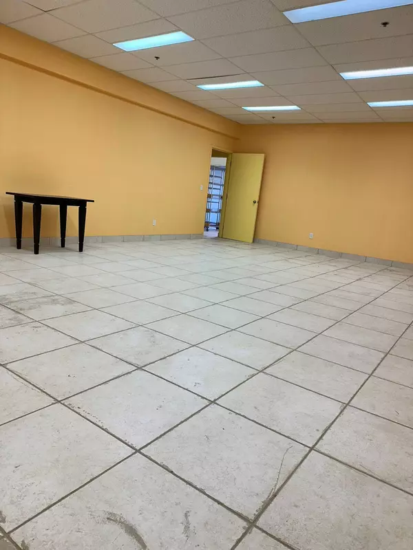 1150 Kerrisdale BLVD #3, Newmarket, ON L3Y 8L3