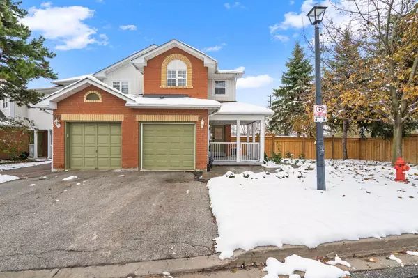 529 Winkworth CT #24, Newmarket, ON L3Y 8R2