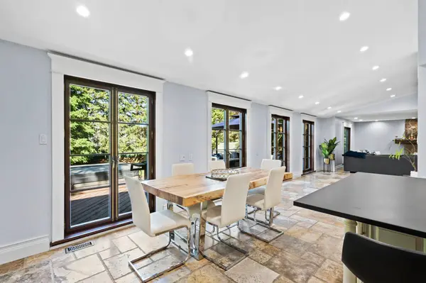 816 Norwick RD, Newmarket, ON L3X 1K8