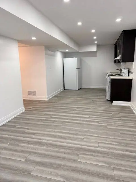 352 Carlissa RUN N, Newmarket, ON L3X 3J9