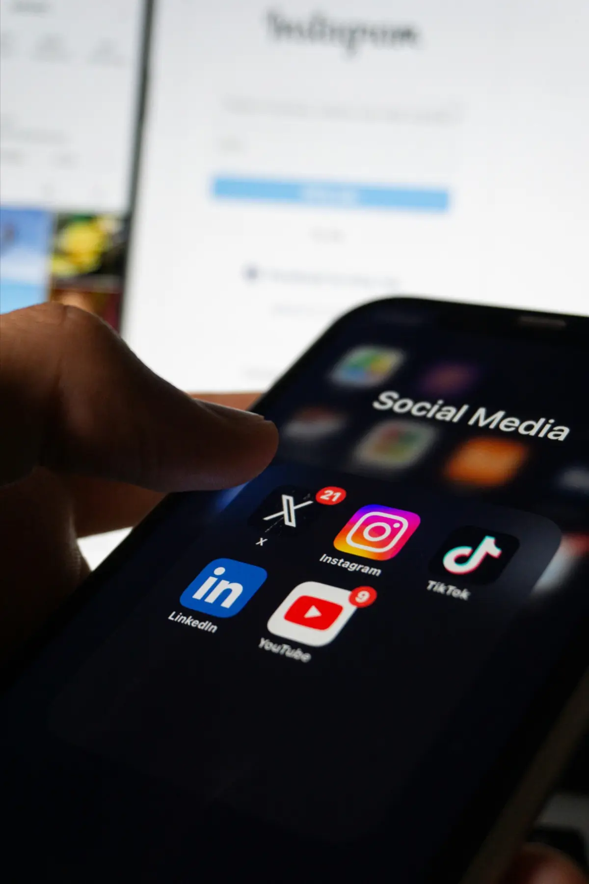 Social_Media