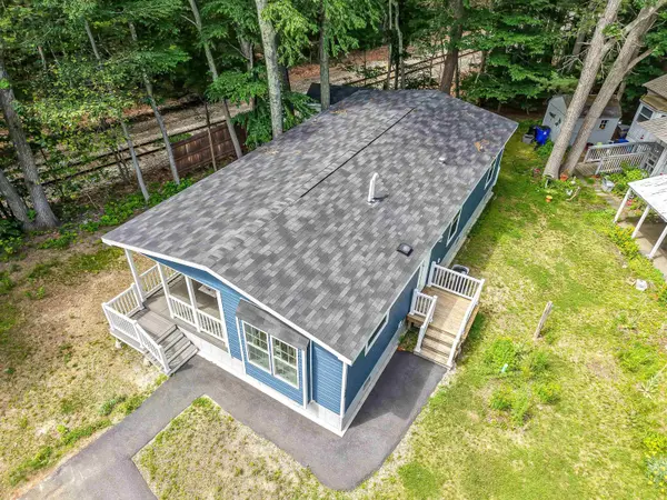 139 Robinhood DR, Exeter, NH 03833